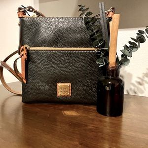 Dooney & Bourke Crossbody Bag (NWT)
